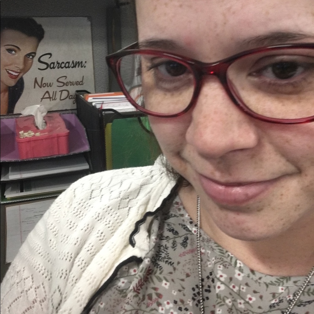 Meet your Posher, Jenn